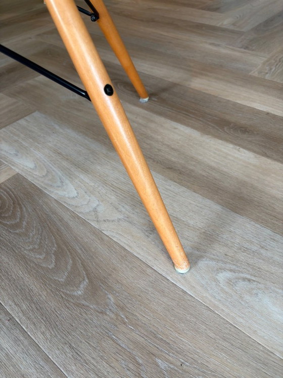 Image 1 of 6 chaises Vitra DAW blanches