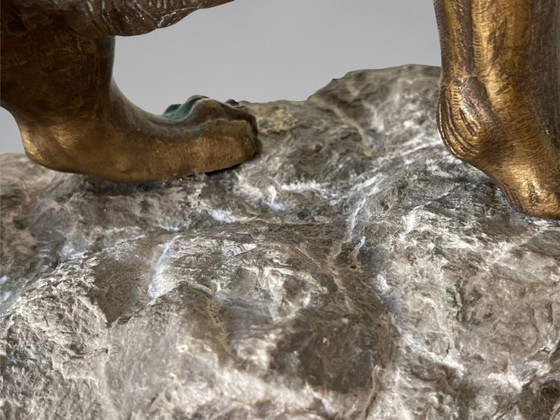 KRAKOWKI — León rugiendo sobre su roca, importante Esculturas de bronce artístico y roca (28,3 kg) – Stone (photo 17 of 21)