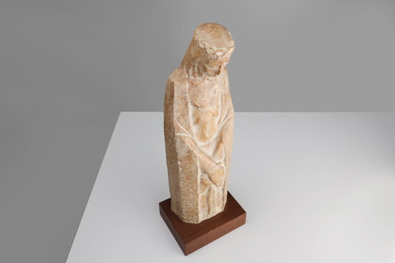 Image 1 of Religieus standbeeld Jezus Christus in Art Deco Stijl door Belgische kunstenaar André Teackens
