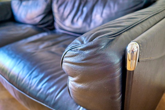 Image 1 of POLTRONA FRAU - DIVANO IN PELLE BLU SCURO