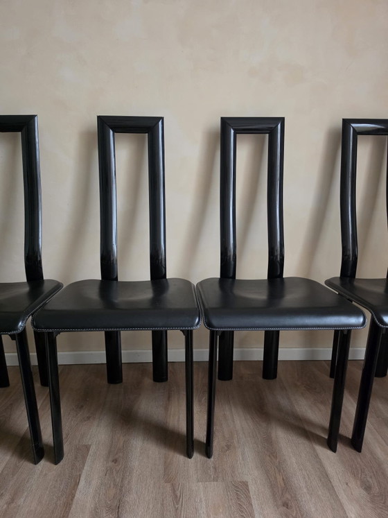 Sedie di design italiane Ycami, Sedie da pranzo, Pelle, Nero (foto 5 di 7)