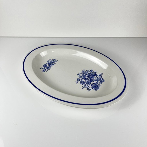 Großes weiß-blaues ovales Geschirr, Vogel- und Blumenmotiv