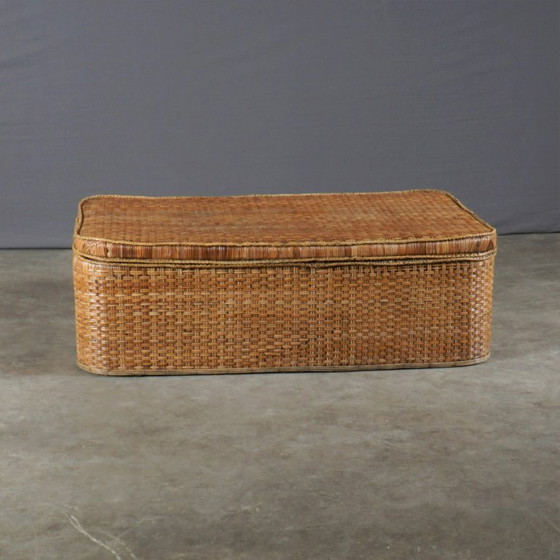 Image 1 of Panier en rotin vintage XXL – Table basse en rotin