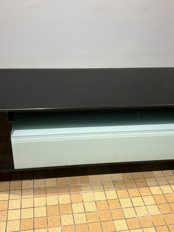 Modern Zwart Glazen TV-Meubel / Audiomeubel Op Wielen Met Frosted Glas Lade – tv-meubelen, Metal (photo 3 of 14)