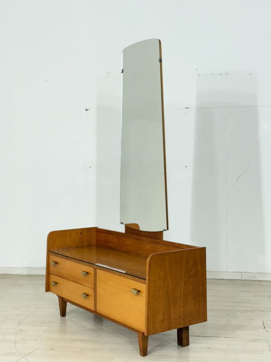 Image 1 of Vintage chest of drawers / sideboard / dressing table / hallway cabinet / bedroom wardrobe