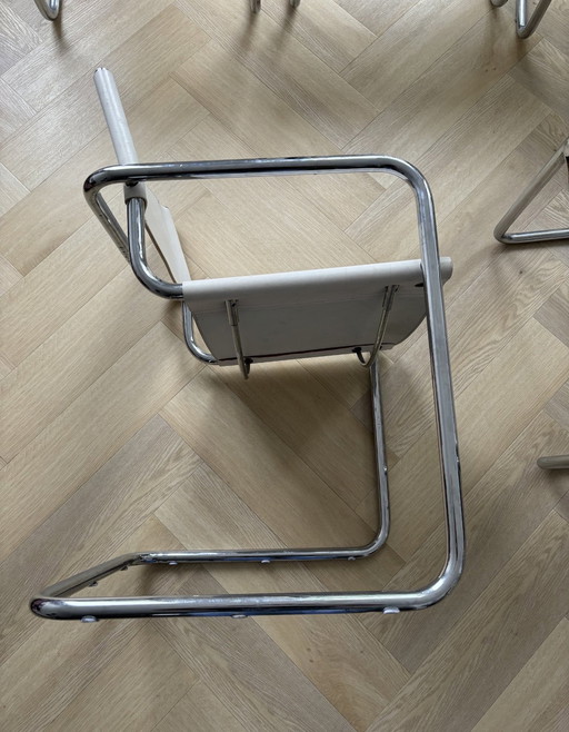 6 x chaises tubulaires chromées en cuir blanc