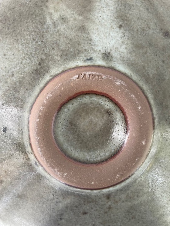 Image 1 of Cuenco de cerámica de Taizé con diseño excepcional y esmalte abstracto.