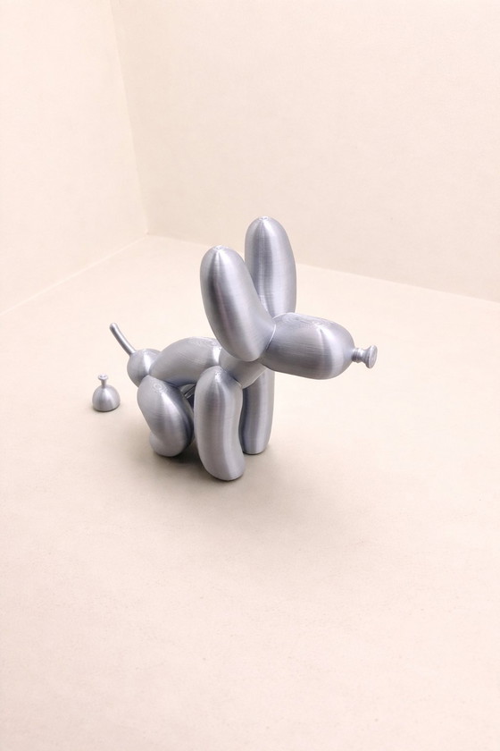 Image 1 of Pooping balloon dog