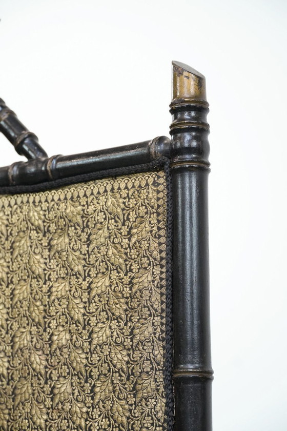 Image 1 of Antiek Frans faux bamboo haardscherm met een luxe stof