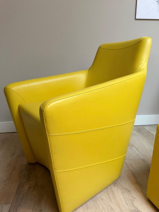 Image 1 of Poltrona Leolux Fiji con pouf – ottime condizioni