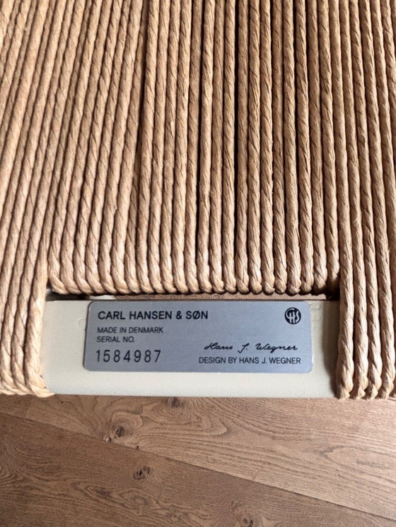 Image 1 of Wishbone Carl Hansen 6 piezas color Cebada