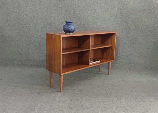 Credenza in stile Mid-Century, cassettiera, mobiletto in teak, stile vintage anni '60, retrò