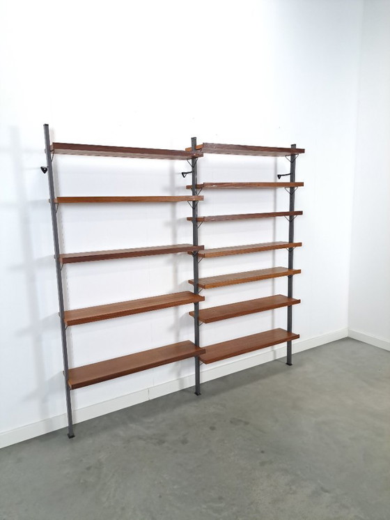 Image 1 of Sistema modular de pared LP de teca sueca de Olof Pira de mediados de siglo