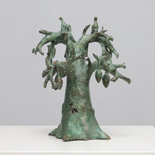 Patinierte Bronzeskulptur eines Baobabbaums mit Vögeln, signiert TM, 1980er Jahre