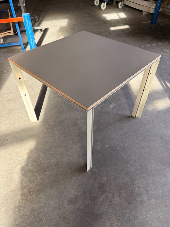 Functionals WT Table | 90 x 90 cm | Karel Martens, Esstische, Metall, Holz, Beige (Foto 2 von 7)