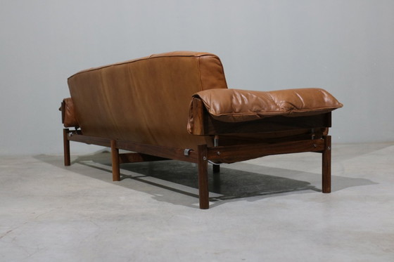Image 1 of MP13 Sofa aus Leder und Palisanderholz von Percival Lafer, 1970er Jahre