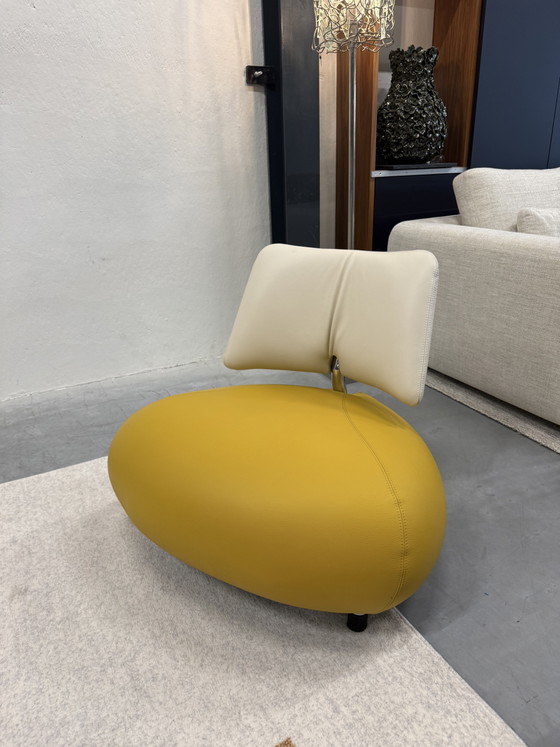 Image 1 of Leolux Pallone armchair yellow leather