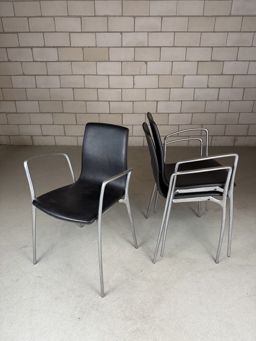 3X Chaise Akaba Gorka par Jorge Pensi cuir noir