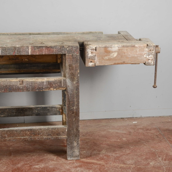 Industrial workbench with double vise, 20th Century Italian – Desk, Rustic (photo 15 of 16)