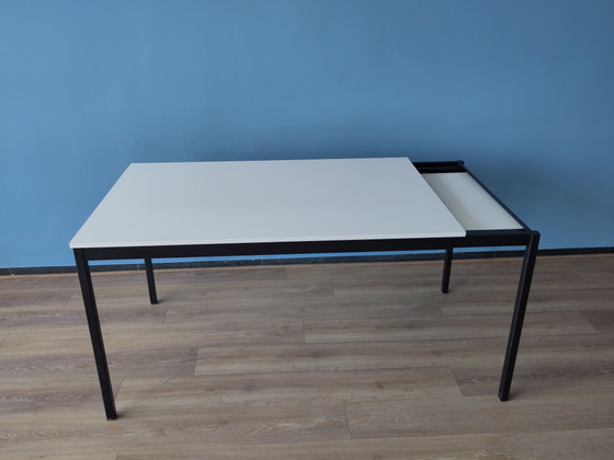Image 1 of Pastoe extendable dining table