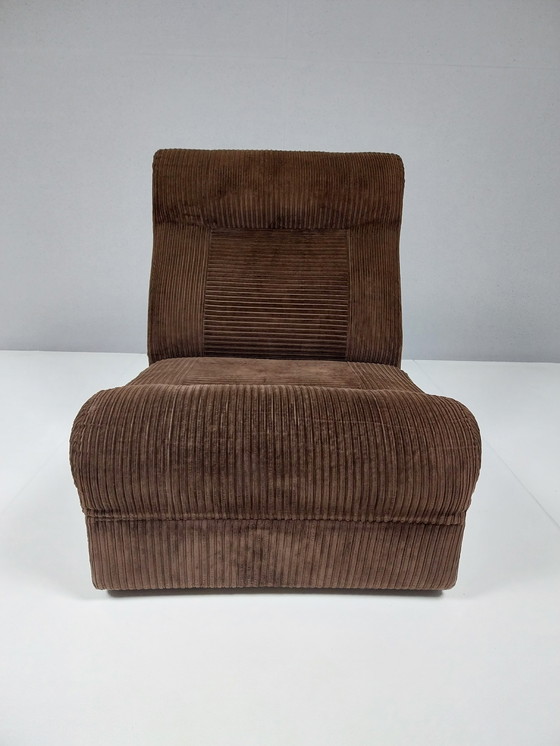 Image 1 of Poltrona vintage in tessuto a coste marrone, anni '70