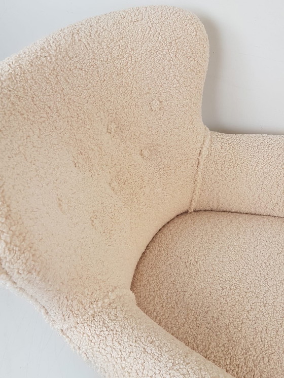 Image 1 of Vintage Artifort Theo Ruth Fauteuil Teddy Nieuw Gestoffeerd