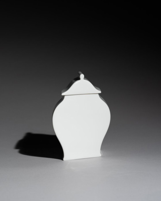 Image 1 of Caja con tapa de porcelana Rosenthal Tadao Amano Sakura 4101/2 Japón posmoderno SAKURA