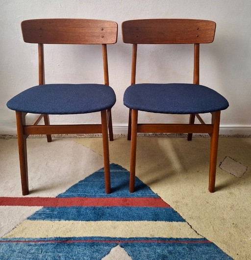 Een paar Deense teakhouten eetkamerstoelen uit het midden van de 20e eeuw van Farstrup, jaren 60.