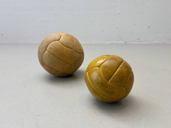 Image 1 of Very rare vintage leather ball, solid ball (medicine ball), 1.500 kg, 1960s