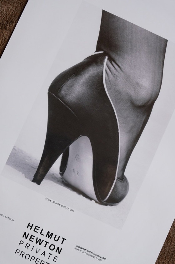 Image 1 of Helmut Newton « Shoe » | affiche