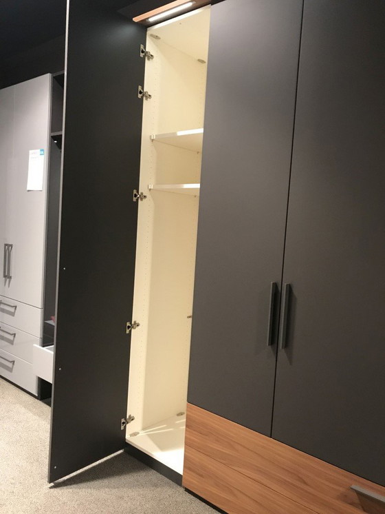 Image 1 of Loddenkemper Wäscheschrank MaXX 100