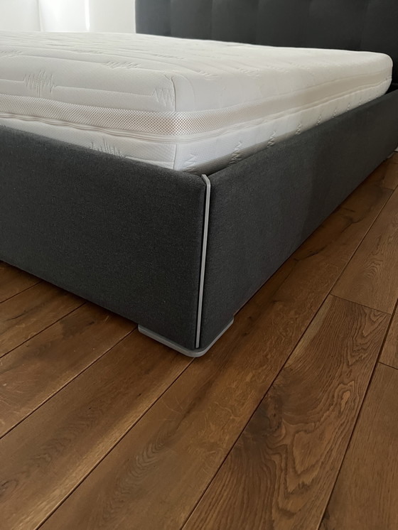 Image 1 of BoConcept - Letto "Mezzo" con testiera alta