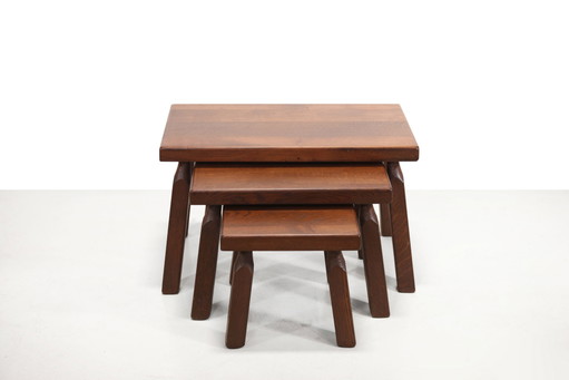 Ensemble de trois tables gigognes brutalistes en chêne, 1970