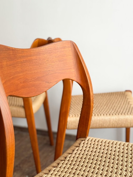 Image 1 of Set van 10 teakhouten eetkamerstoelen van Niels O. Møller voor J.L. Moller, model 71