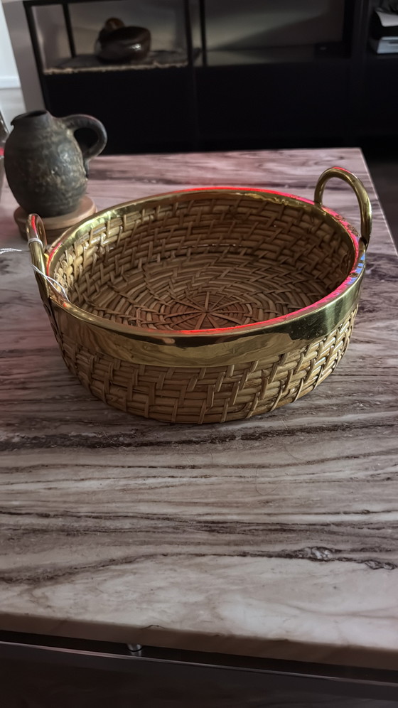 Image 1 of Schale aus Rattan und Messing im Stil von Gabriella Crespi, Italien 1960-1970 (26,5 cm)