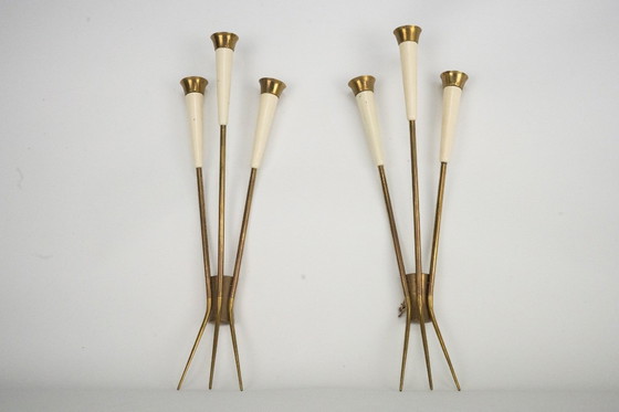 Image 1 of Coppia di grandi appliques in ottone della metà del secolo scorso attribuibili a Stilnovo. Italia anni '50