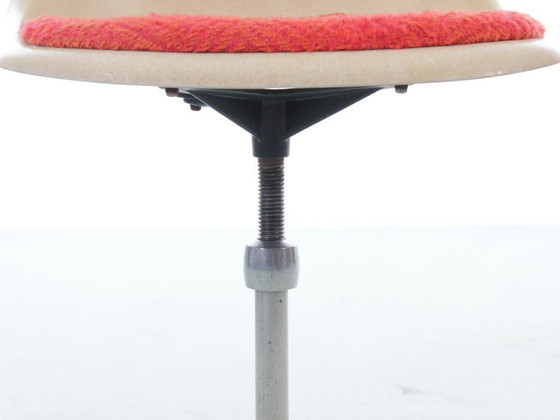 Image 1 of Suite aus 4 drehbaren Space Age-Stühlen. Bezug aus dem Original. Charles Eames - Herman Miller