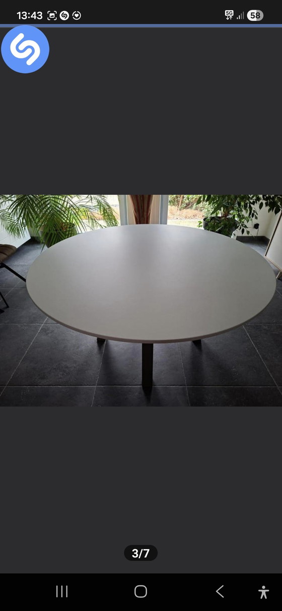 Image 1 of Round dining table Perfecta Veneto Halifax 140cm White/green
