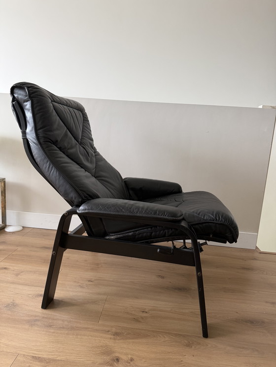 Image 1 of Skoghaug Industries leren relaxfauteuil uit de jaren 70/80.