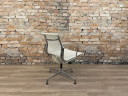 Vitra EA108 Weiß