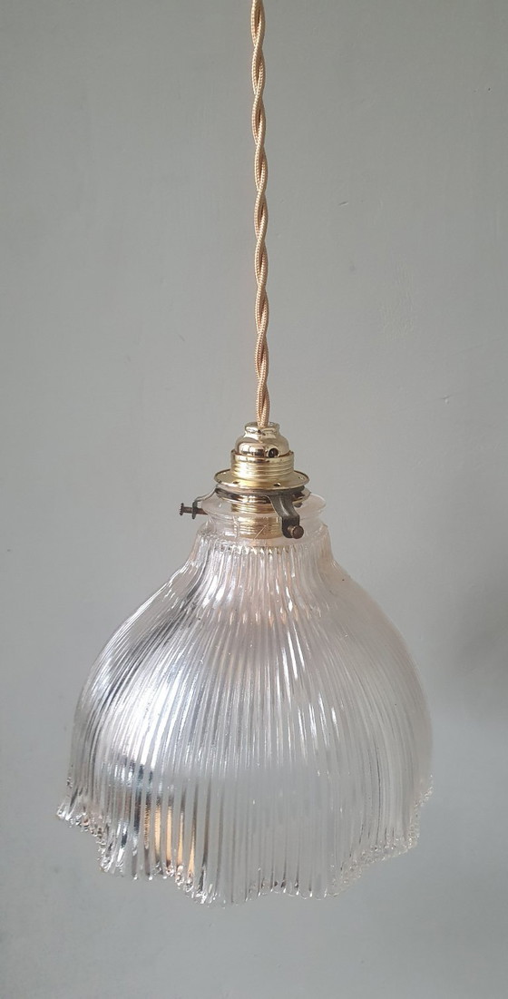 Image 1 of Lámpara colgante Holophane antigua, estilo Art Déco, de cristal fundido.