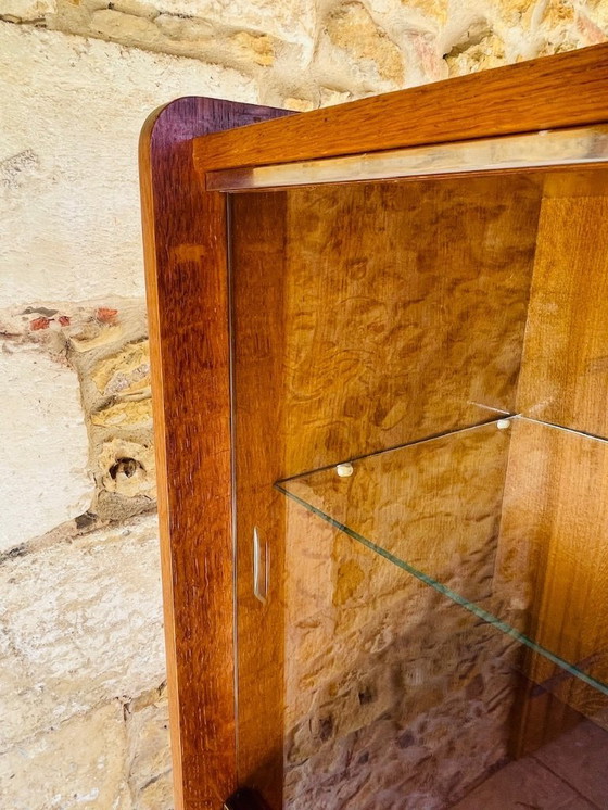 Image 1 of Librería de roble de mediados de siglo, con puertas correderas de cristal, década de 1960