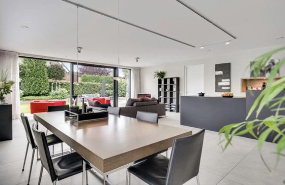 Image 1 of B&B Italia Athos extendable dining table