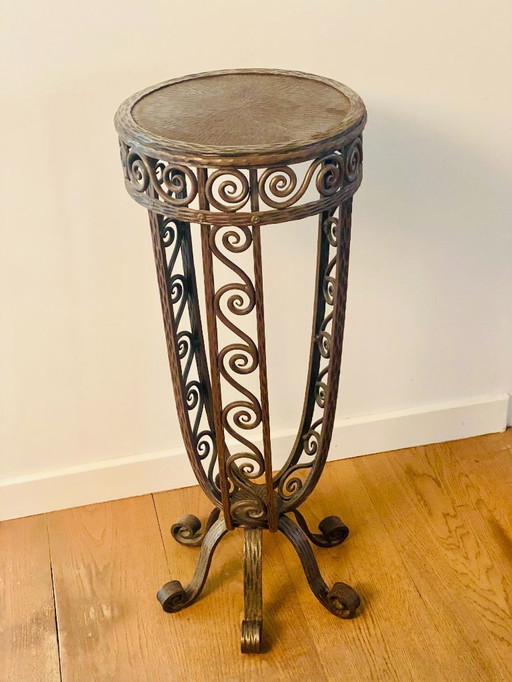 Art Nouveau pedestal table