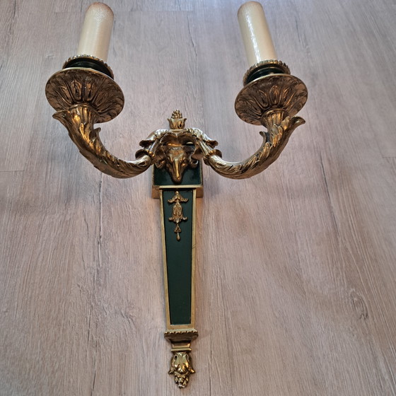 Pair of Vintage Ram's Head Wall Sconces – Louis XVI / Empire Style – Green & Gold – Wall lights, Brass (photo 10 of 10)