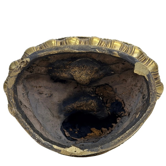 Antiker feuervergoldeter tibetischer Gelug Lama – 18.–19. Jahrhundert – Exportsiegel 1962 – Bildhauerei (photo 11 of 11)