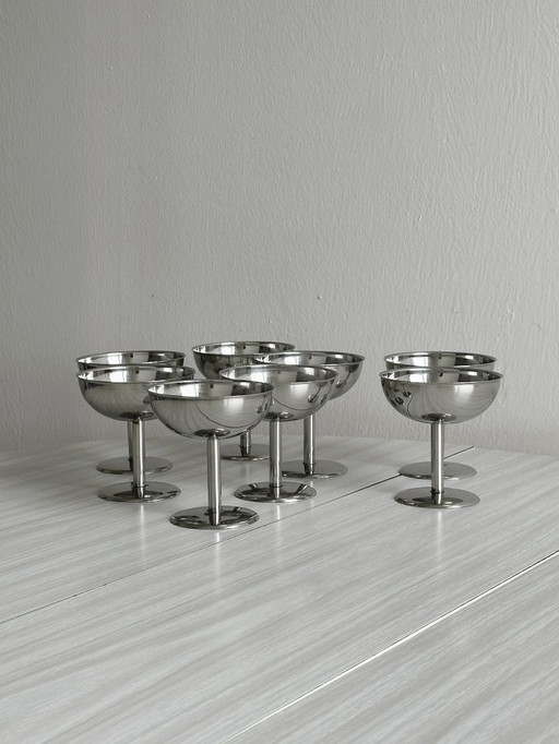 8 bowls on stainless steel stand