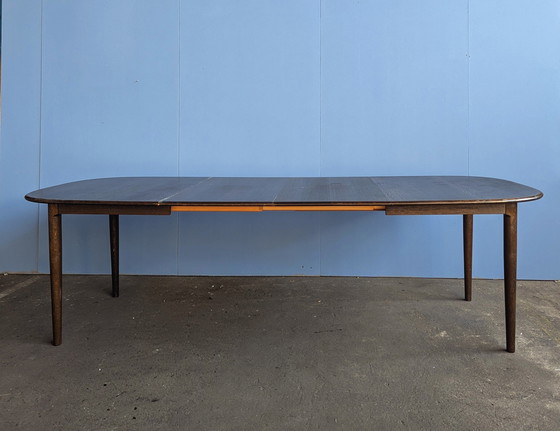 Image 1 of Mid-century Danish oval dining table - extendable - L149-249cm