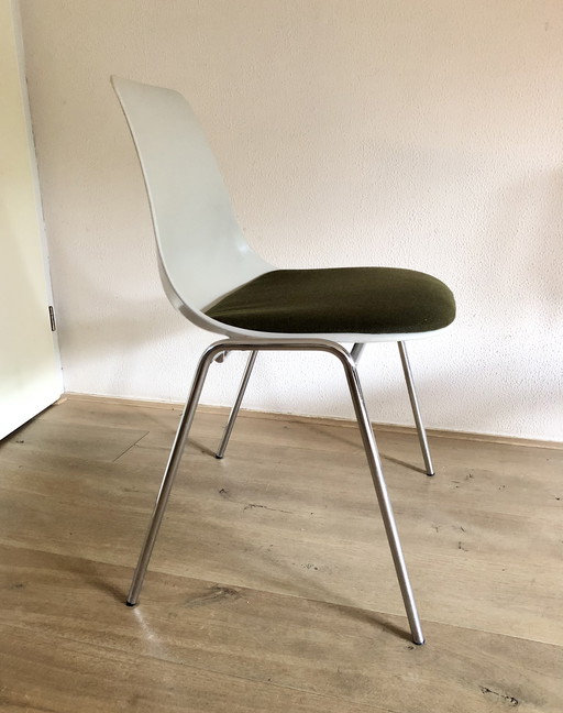 Sedia a secchiello George Leowald Wilkhahn 1963