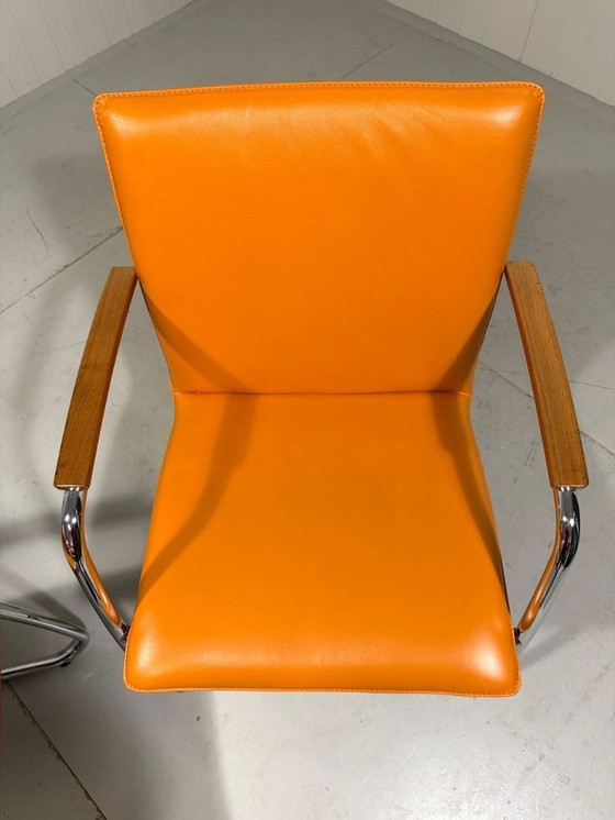 Image 1 of 4 x Leolux Freyr Stühle in orangefarbenem Leder